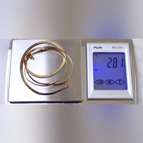Classic Italy 10k Solid Yellow Gold 2.75mm Herringbone Chain - Picture 6 of 6